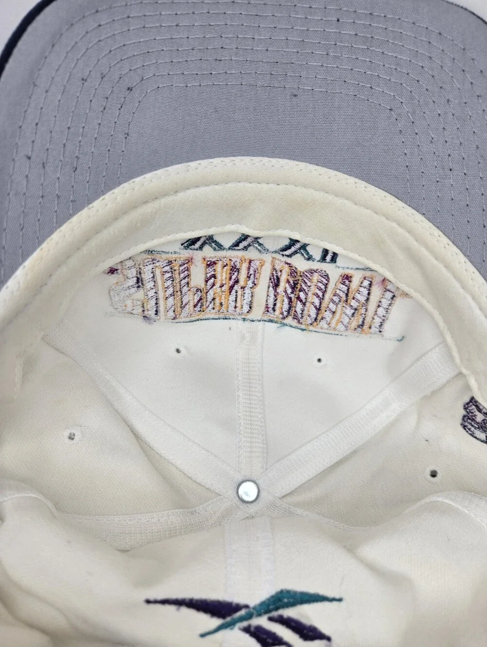 Super Bowl XXXI New Orleans 1997 Vintage White and Navy Cap